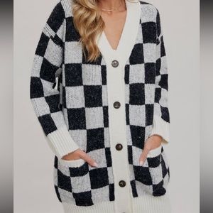 Oversized Checkered Cardigan